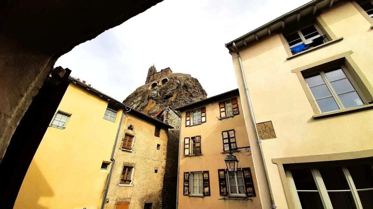 Le Georges Lägenhet Aiguilhe Exteriör bild